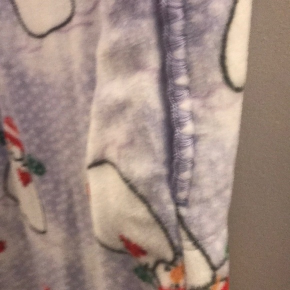 Robe - Picture 4 of 4